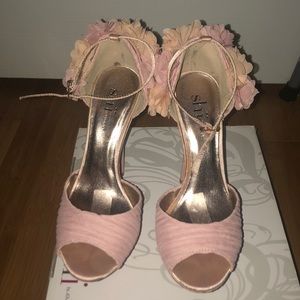 Shi platform heels